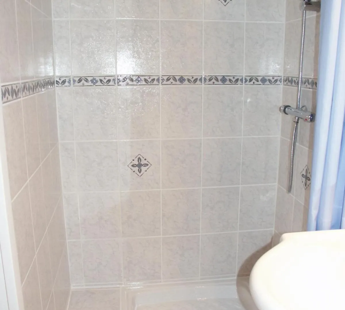 Joli Studio 43 Avec Vue Sur Les Dourbes 04 Digne-les-Bains Apartment